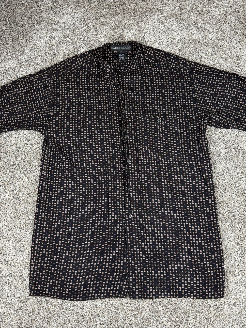Size Small Addendum Brand Black Short-Sleeve Button-Up Shirt with Tan Dot Print